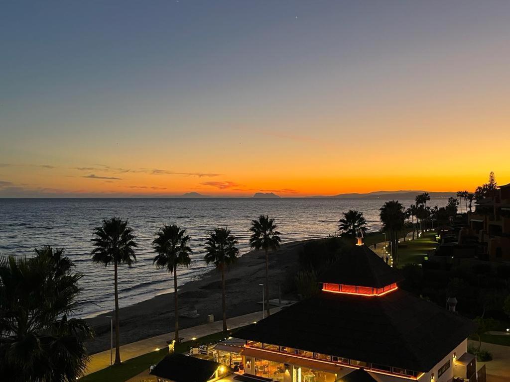 エステポナBahia De La Plata Seafrontアパートメント エクステリア 写真